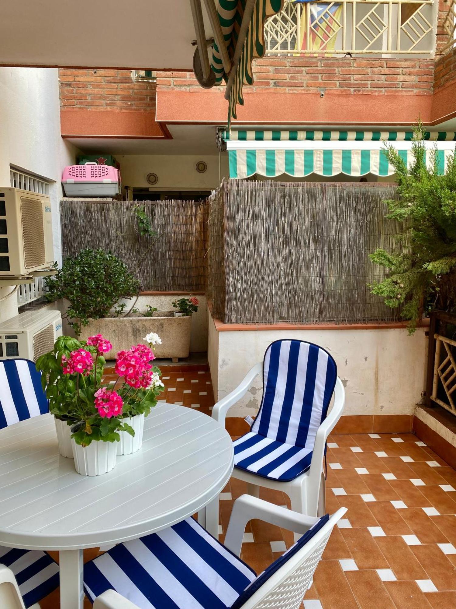 Mediterranean Escape Barcelona Eksteriør bilde